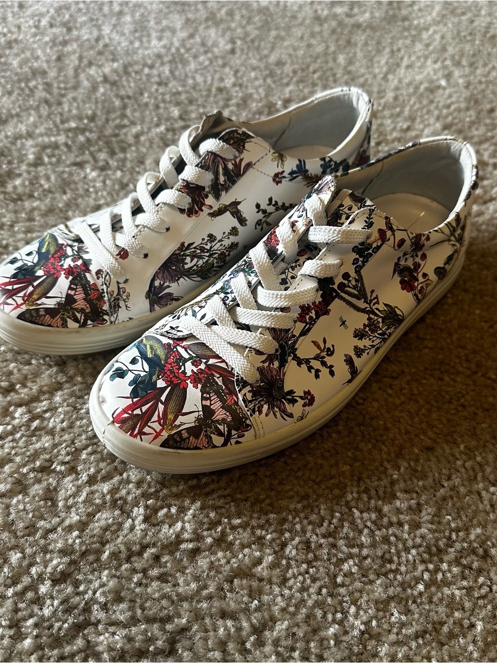 RARE Ecco Soft 7 Women’s Kristjana S. Williams Leather Sneaker US 8/8.5  EU 39 - Picture 3 of 10